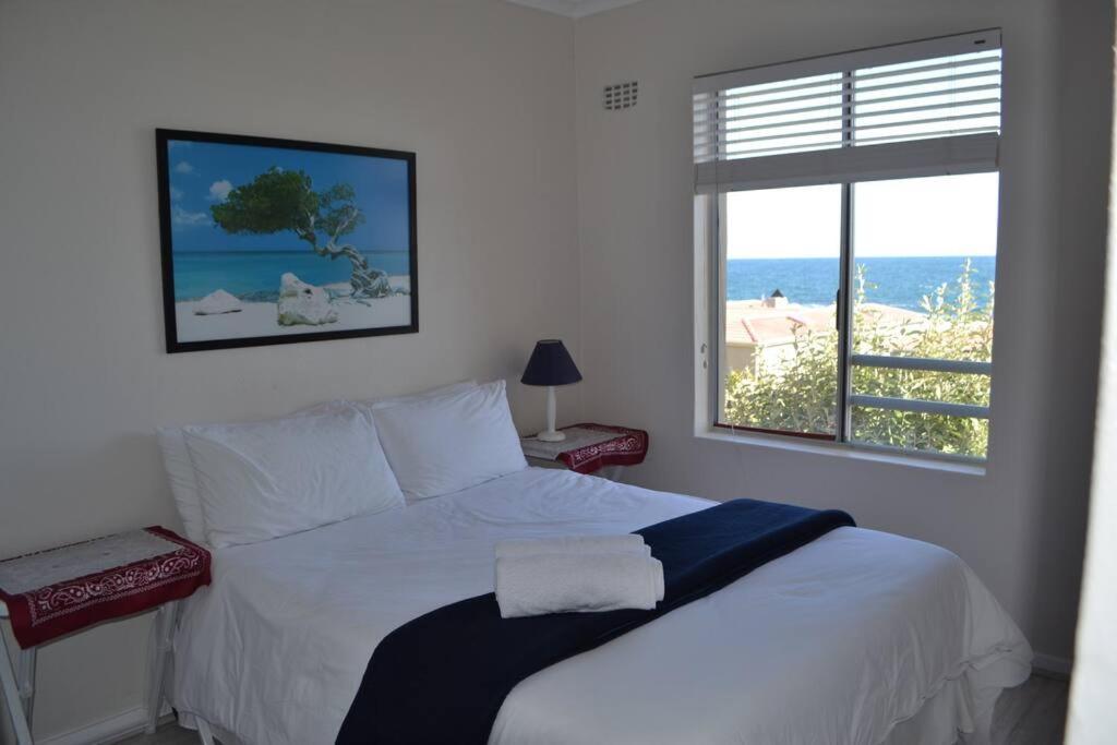 Simplicity With An Ocean View 200 Apartment Hermanus Exterior photo